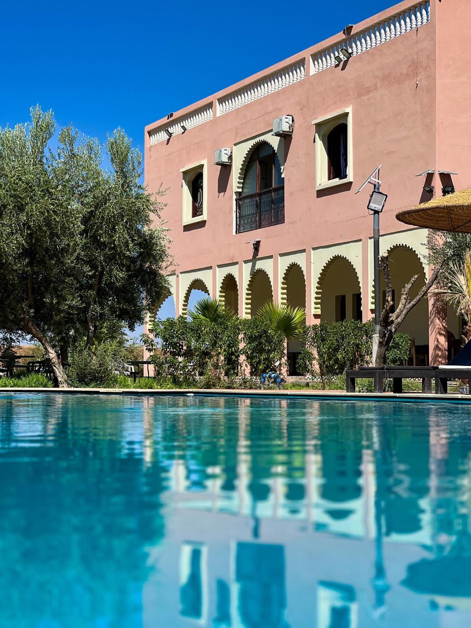 Guest House Qodwa Sidi Abdallah Ghiat Exterior photo