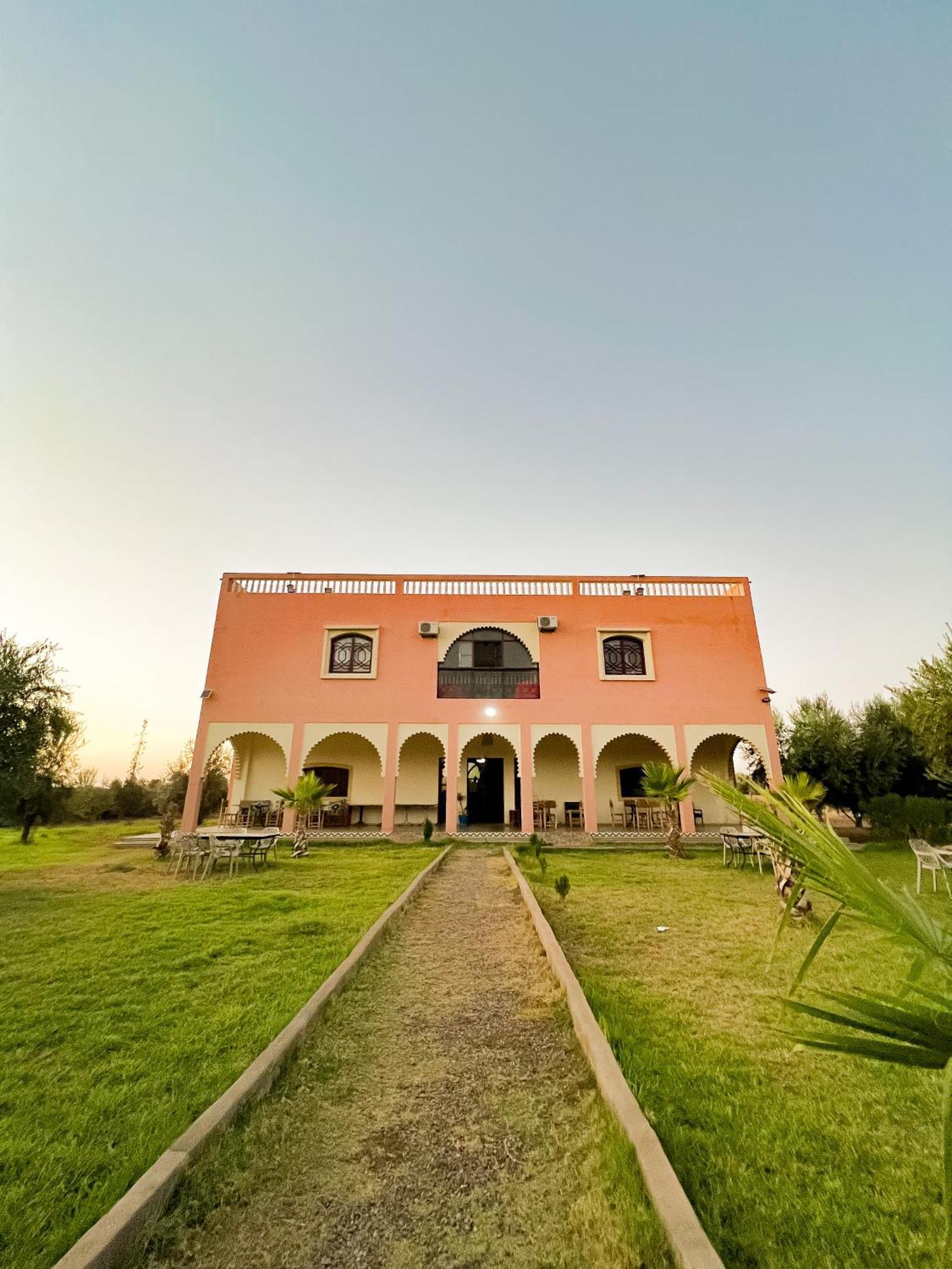 Guest House Qodwa Sidi Abdallah Ghiat Exterior photo