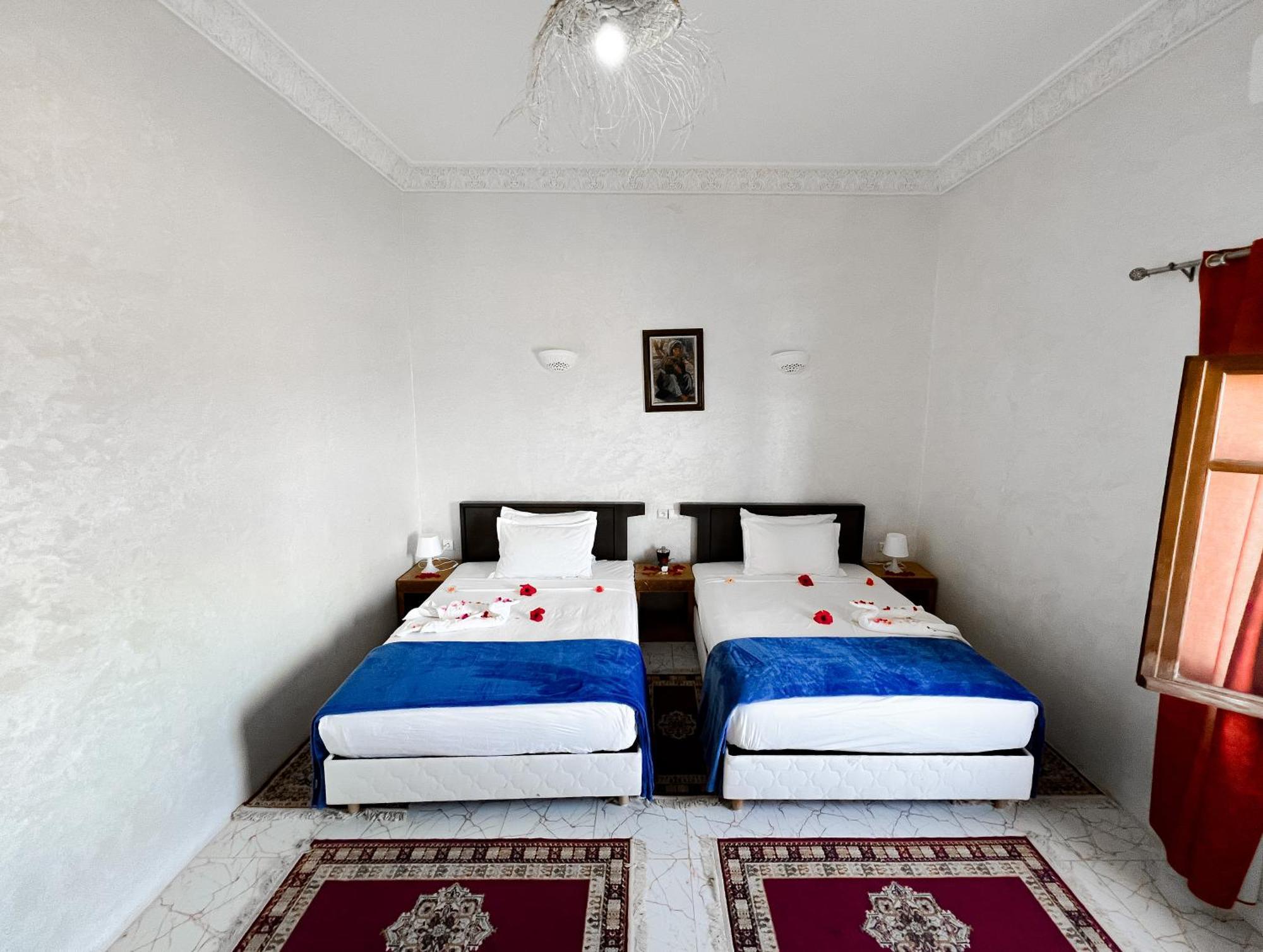 Guest House Qodwa Sidi Abdallah Ghiat Exterior photo