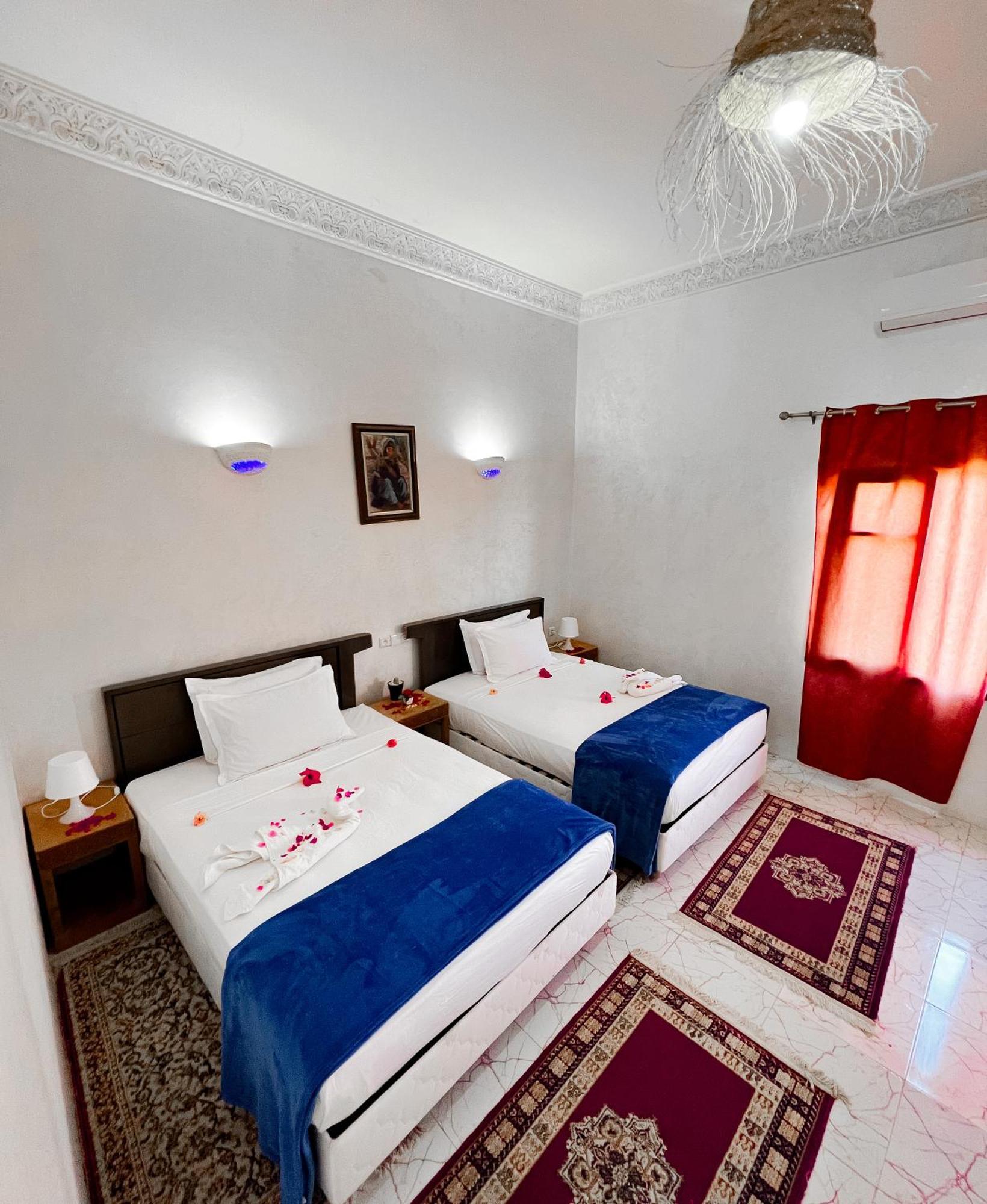 Guest House Qodwa Sidi Abdallah Ghiat Exterior photo