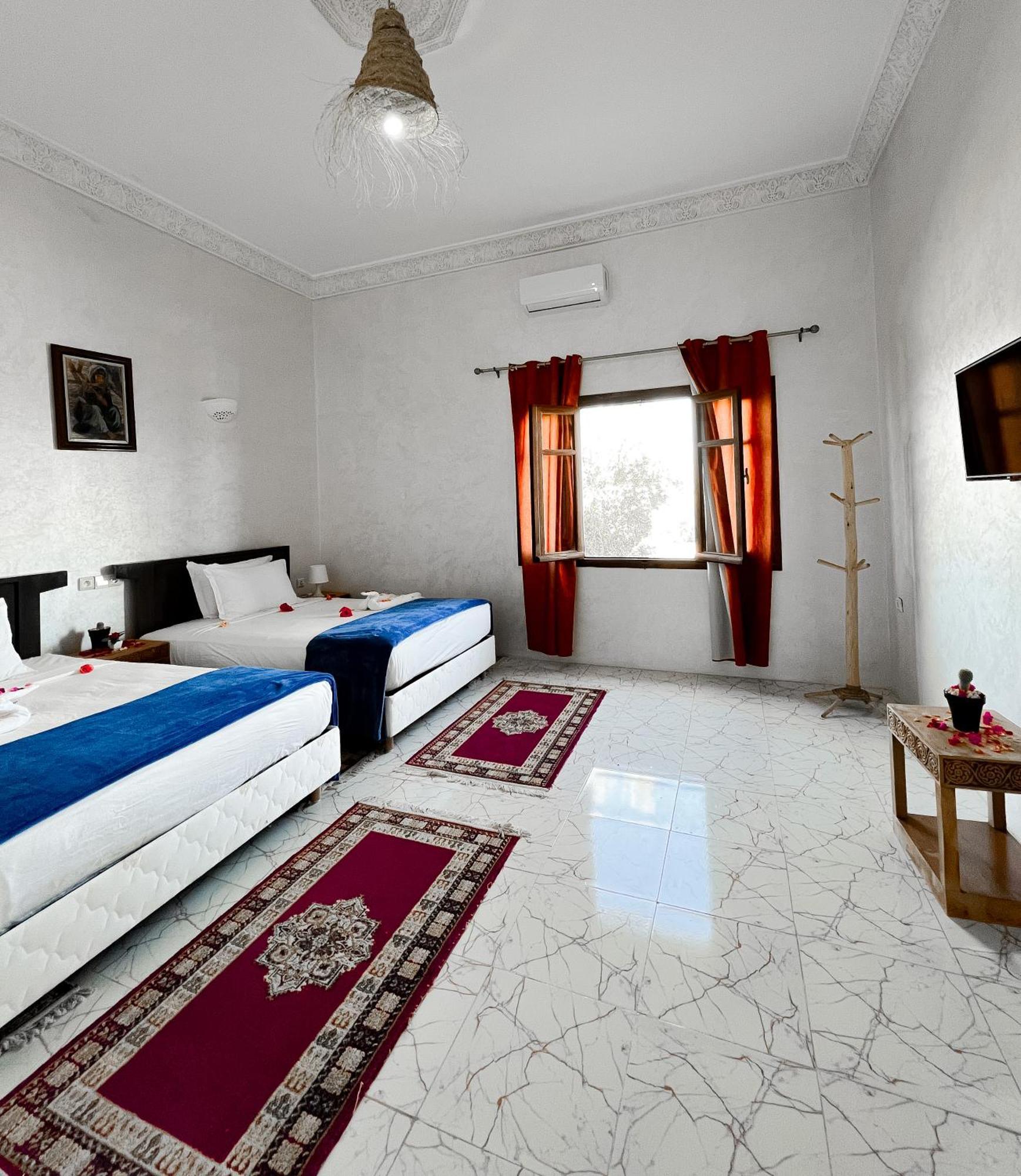 Guest House Qodwa Sidi Abdallah Ghiat Exterior photo